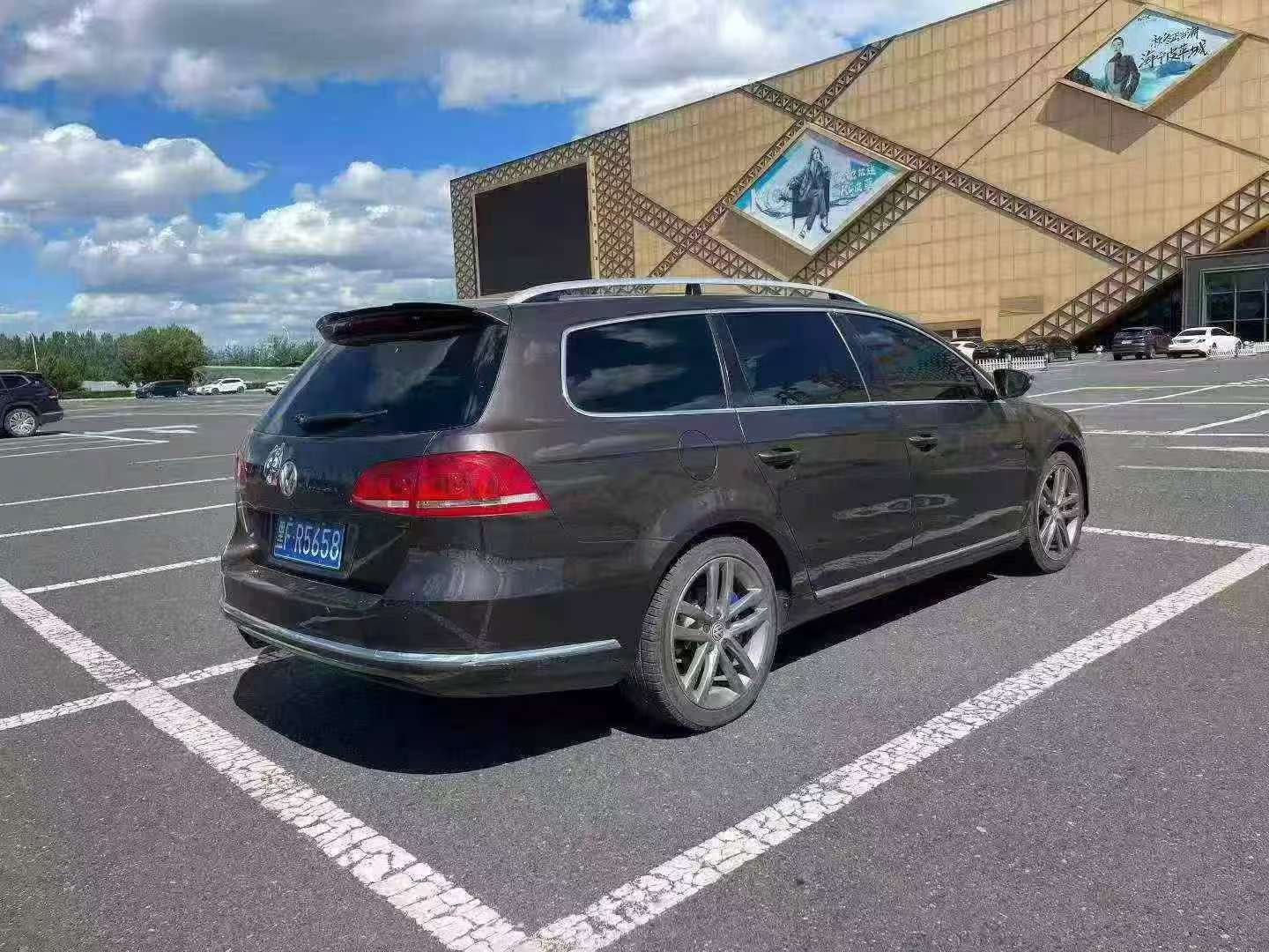 Volkswagen Magotan 2012 2.0T Automatic Wagon 4