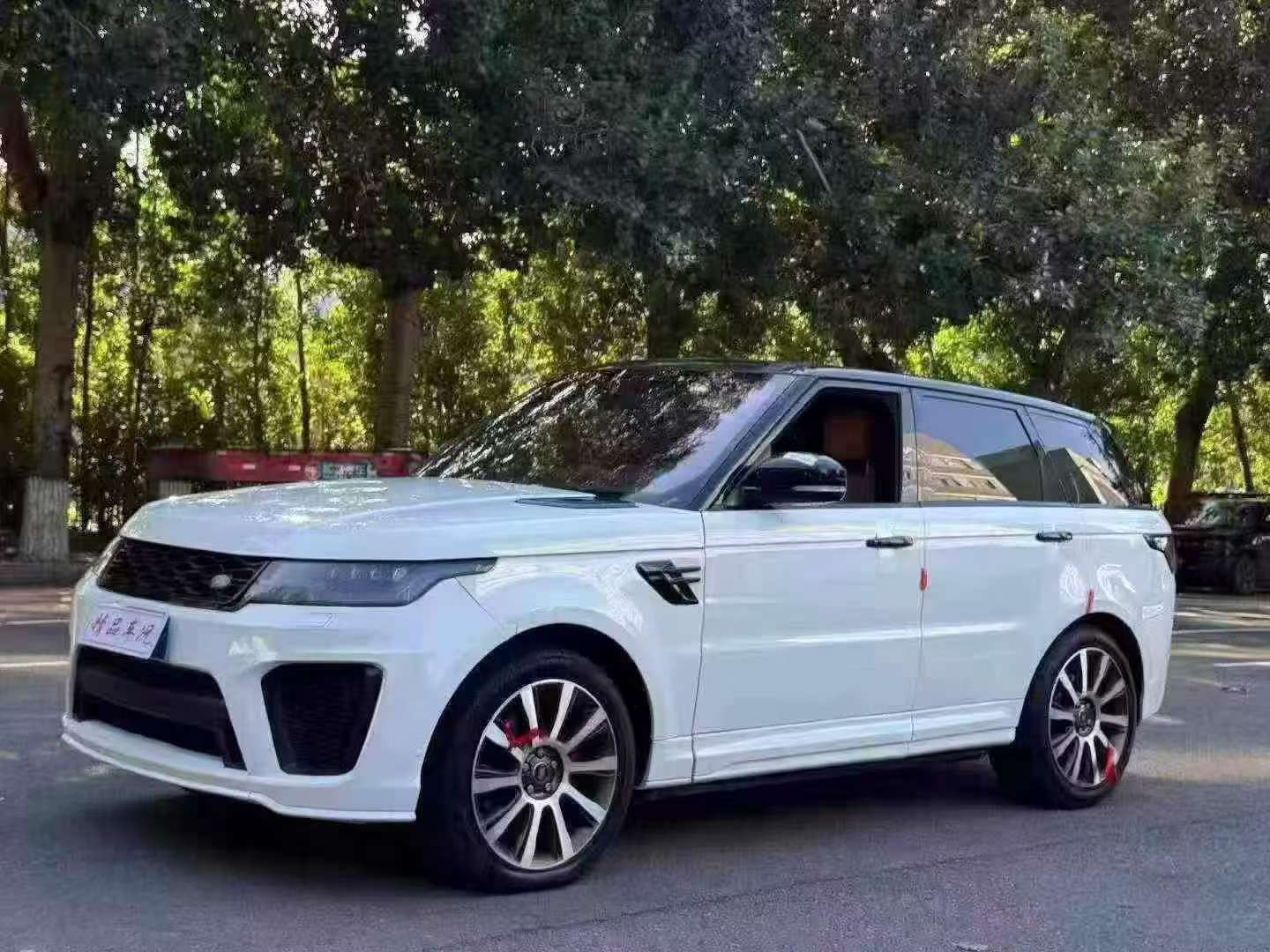 Land Rover Range Rover Sport 3.0T Gasoline 3