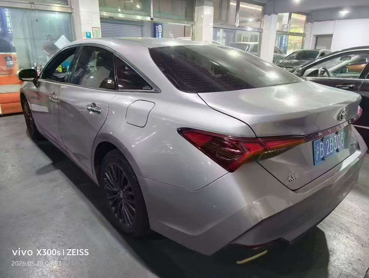 Toyota Avalon 2.0L Automatic Sunroof 6