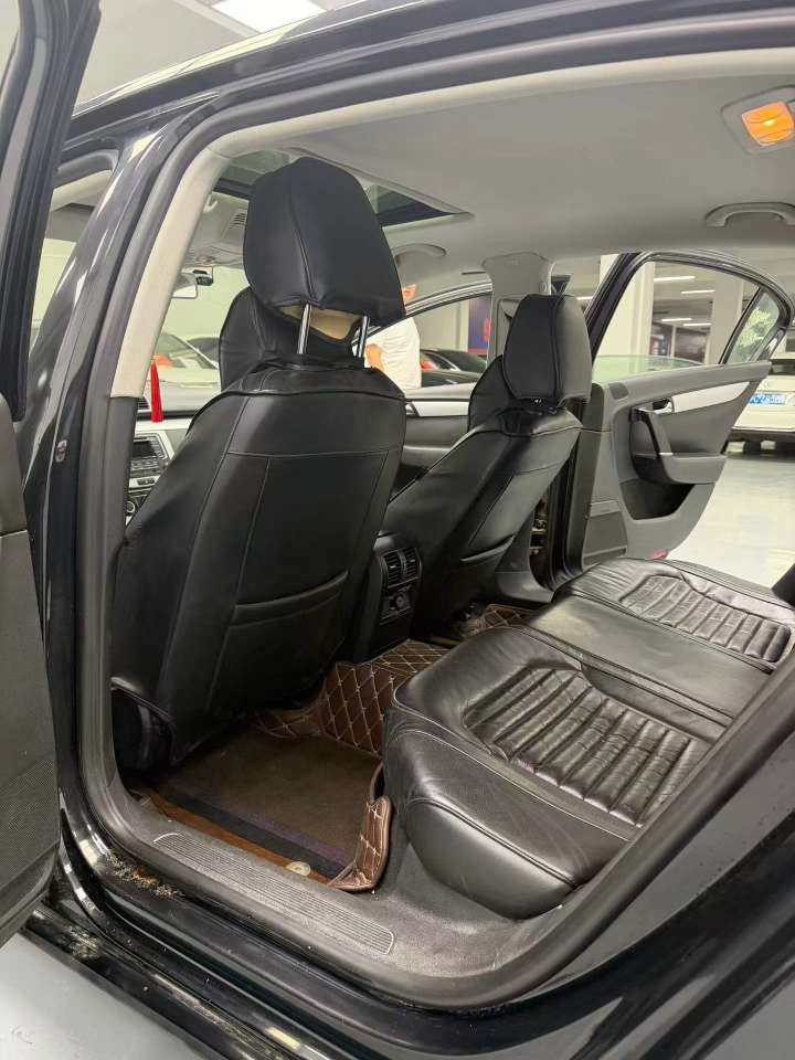 Volkswagen Magotan 2014 High Trim 9