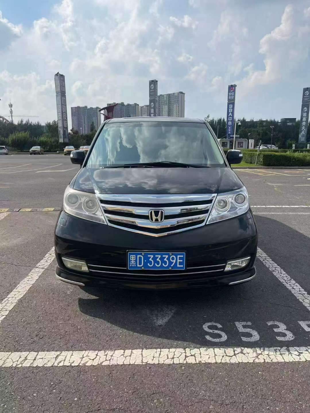 Honda Elysion 2.4 3098 Luxury Navigation Edition