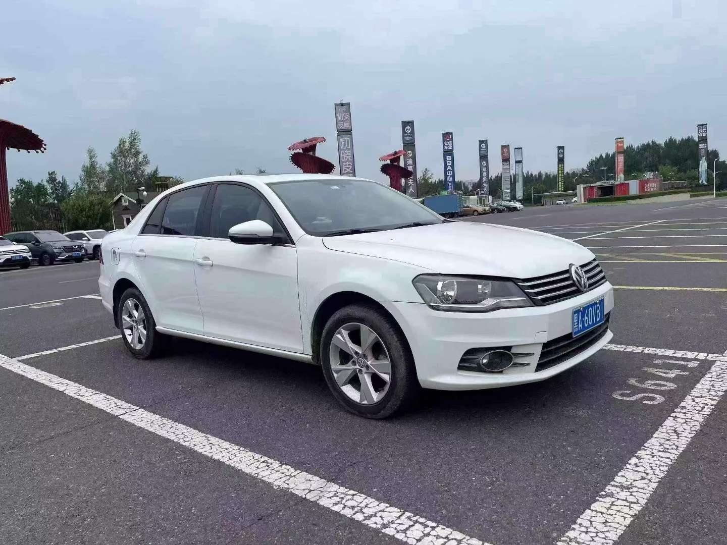 Volkswagen Bora 2015 1.6L Automatic Sunroof 3