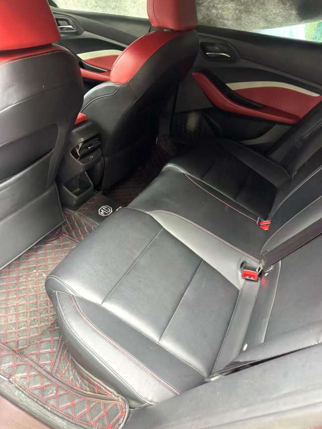 MG MG5 1.5 Youth Luxury Edition 3